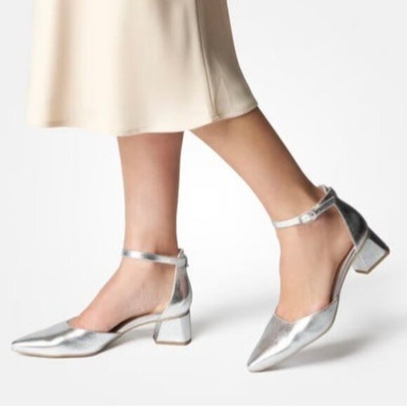 Paul Green Willa Mary Jane  Pumps in Silver Size 4 / US 6.5 - Picture 1 of 15